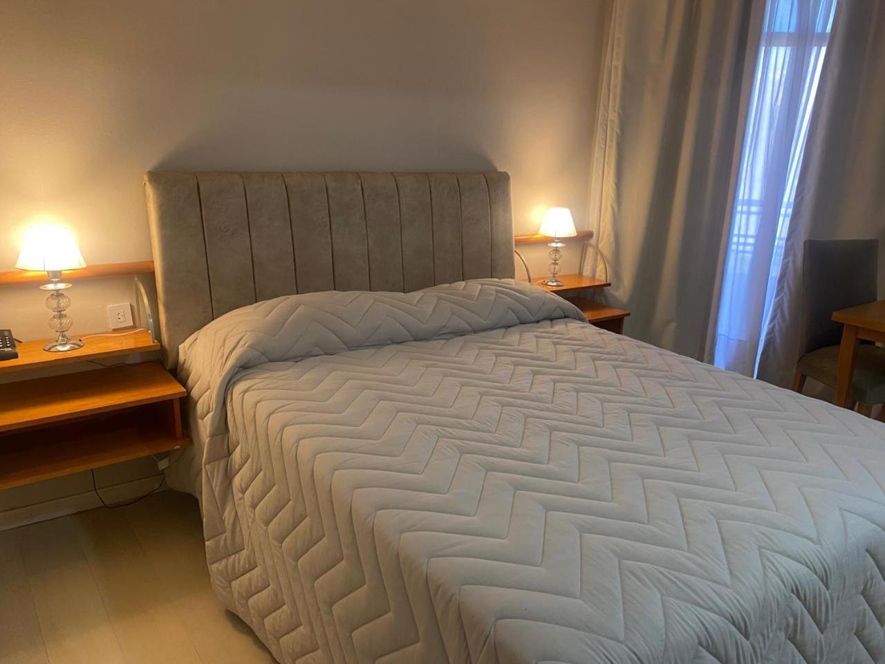 Hotel Howard Johnson רוסאריו מראה חיצוני תמונה